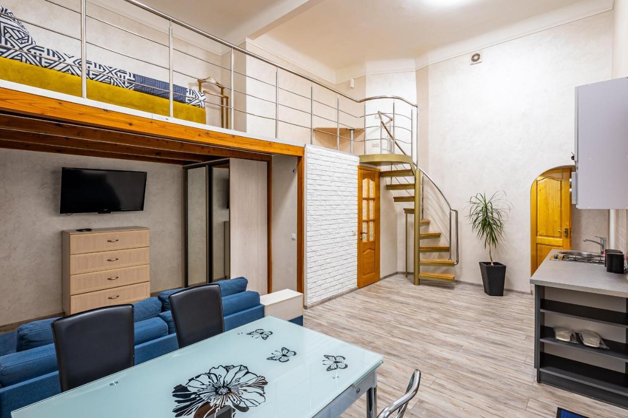 Apartment On Kovzhuna Street Lemberg Exterior foto